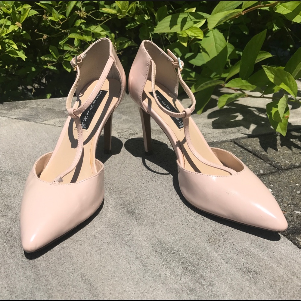 Steven Steve Madden 3.5" Nude T-strap patent shoes